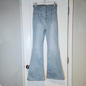 Free People We The Free High Rise Flare Jeans Light Wash Zip Fly Size 31